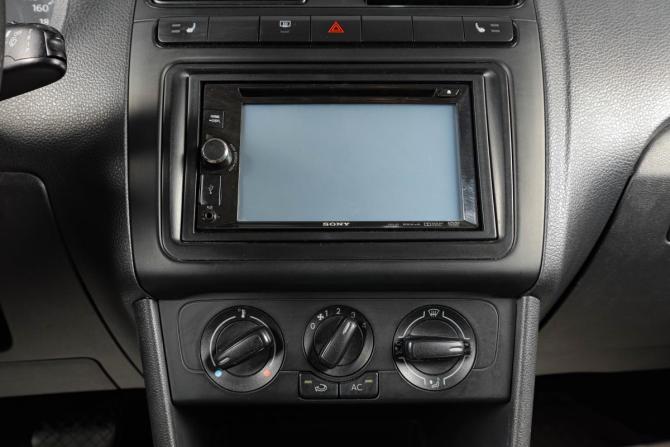 Volkswagen Polo V с пробегом 2011 года, цена 899 000 рублей, 171000 км, седан, Автокод Объявления