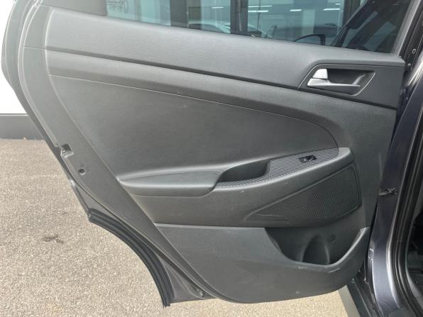 Hyundai Tucson III с пробегом 2015 года, цена 1 940 000 рублей, 119000 км, внедорожник, Автокод Объявления