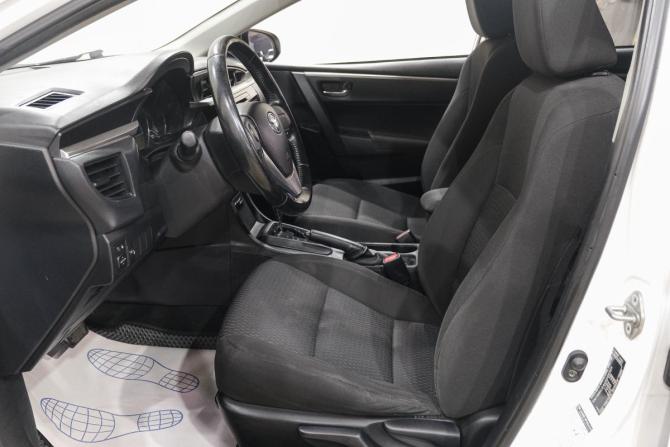 Toyota Corolla XI (E160 E170 E180) с пробегом 2014 года, цена 1 209 000 рублей, 111500 км, седан, Автокод Объявления