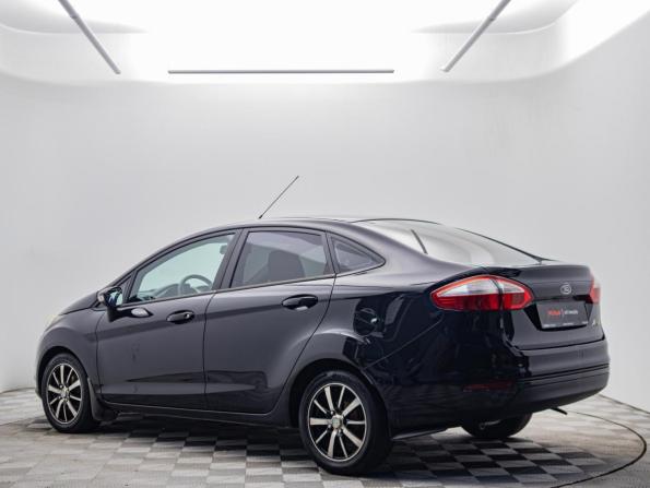 Ford Fiesta Mk6 Рестайлинг с пробегом 2015 года, цена 737 000 рублей, 161209 км, седан, Автокод Объявления