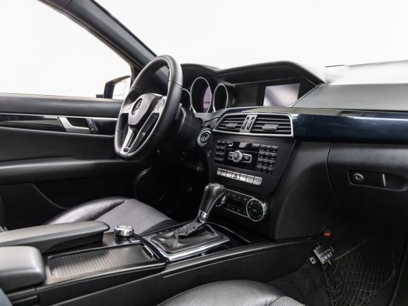 Mercedes-Benz C-Класс III (W204) Рестайлинг с пробегом 2011 года, цена 1 435 000 рублей, 198543 км, седан, Автокод Объявления