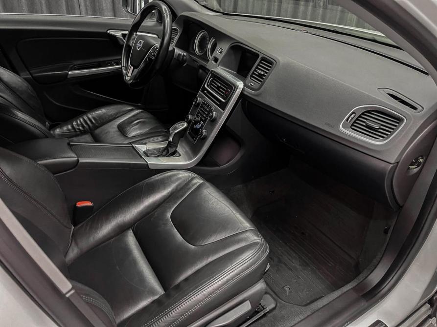 Volvo S60 II Красноярск  - изображение 11