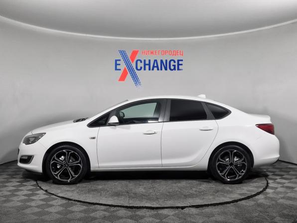 Opel Astra J Рестайлинг с пробегом 2012 года, цена 769 000 рублей, 178926 км, седан, Автокод Объявления