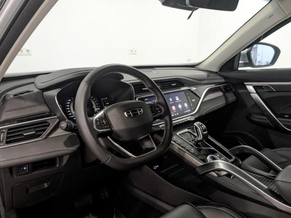 Geely Atlas Pro с пробегом 2024 года, цена 2 390 000 рублей, 18804 км, внедорожник, Автокод Объявления