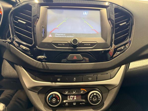Lada (ВАЗ) Vesta I с пробегом 2019 года, цена 1 049 000 рублей, 129000 км, универсал, Автокод Объявления