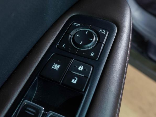 Lexus RX IV с пробегом 2017 года, цена 3 999 000 рублей, 118607 км, внедорожник, Автокод Объявления