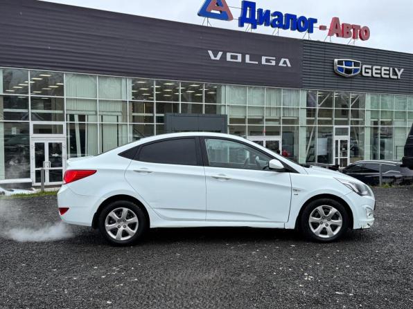 Hyundai Solaris I Рестайлинг с пробегом 2016 года, цена 894 000 рублей, 206534 км, седан, Автокод Объявления