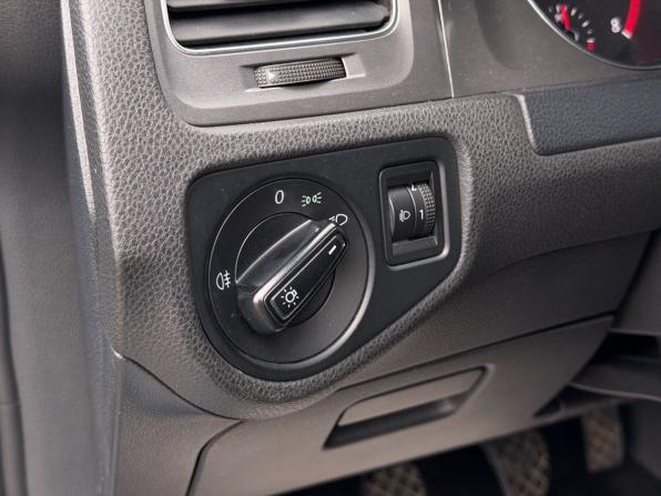 Volkswagen Golf VII с пробегом 2014 года, цена 1 100 000 рублей, 189090 км, хэтчбек, Автокод Объявления