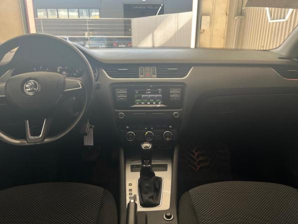 Skoda Octavia III (A7) с пробегом 2016 года, цена 1 320 000 рублей, 217833 км, лифтбек, Автокод Объявления