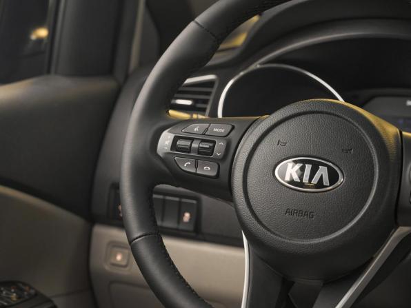 Kia Carnival III с пробегом 2018 года, цена 2 549 000 рублей, 115300 км, минивэн, Автокод Объявления