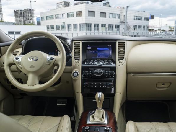 Infiniti QX70 с пробегом 2014 года, цена 2 498 000 рублей, 128606 км, внедорожник, Автокод Объявления