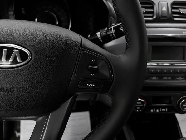 Kia Rio III с пробегом 2012 года, цена 1 040 000 рублей, 74184 км, седан, Автокод Объявления