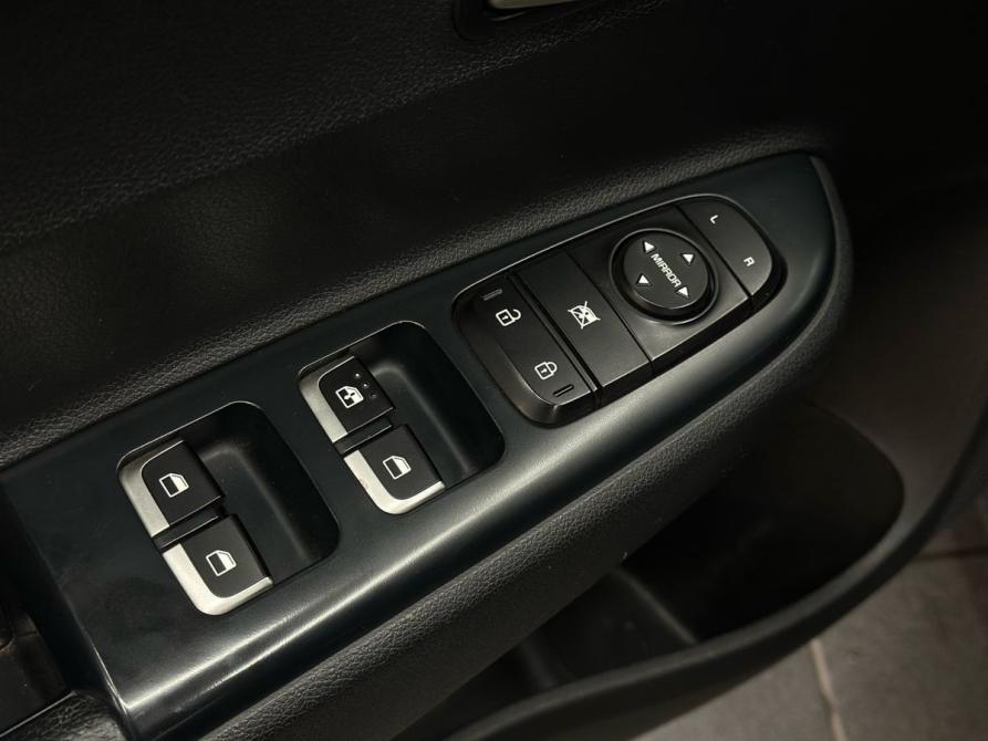 Kia Rio IV Ростов-на-Дону  - изображение 19