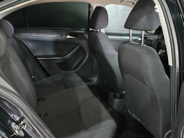 Volkswagen Jetta VI с пробегом 2013 года, цена 950 000 рублей, 246000 км, седан, Автокод Объявления