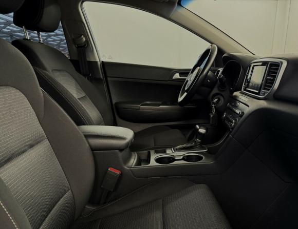 Kia Sportage IV Рестайлинг с пробегом 2019 года, цена 2 360 000 рублей, 61791 км, внедорожник, Автокод Объявления