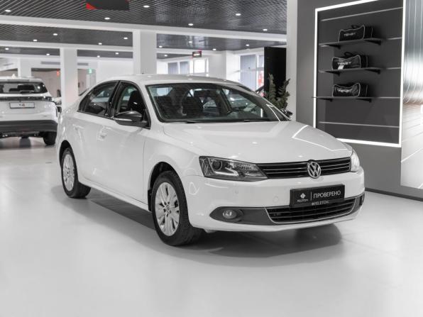 Volkswagen Jetta VI с пробегом 2014 года, цена 945 000 рублей, 252549 км, седан, Автокод Объявления
