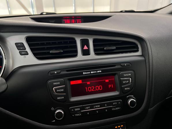 Kia Ceed II с пробегом 2014 года, цена 1 130 000 рублей, 172000 км, хэтчбек, Автокод Объявления