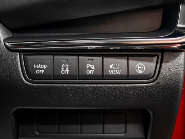 Mazda 3 IV (BP) с пробегом 2019 года, цена 1 750 000 рублей, 49595 км, хэтчбек, Автокод Объявления