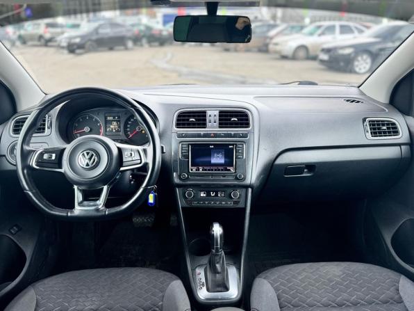 Volkswagen Polo V Рестайлинг с пробегом 2018 года, цена 1 199 000 рублей, 88650 км, седан, Автокод Объявления