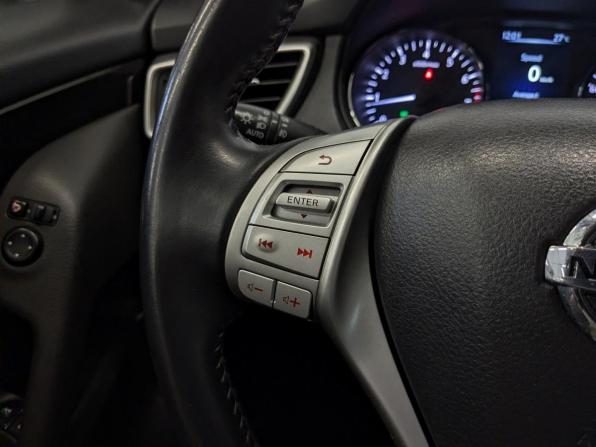Nissan Qashqai II с пробегом 2017 года, цена 1 370 000 рублей, 120605 км, внедорожник, Автокод Объявления