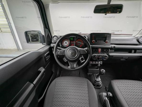 Suzuki Jimny IV с пробегом 2019 года, цена 1 897 000 рублей, 190356 км, внедорожник, Автокод Объявления
