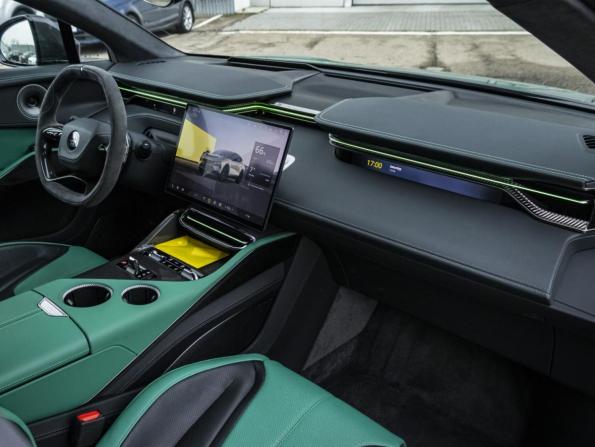 Lotus Eletre с пробегом 2023 года, цена 11 550 000 рублей, 2852 км, внедорожник, Автокод Объявления