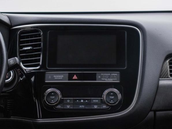 Mitsubishi Outlander III Рестайлинг 3 с пробегом 2019 года, цена 1 845 000 рублей, 216779 км, внедорожник, Автокод Объявления