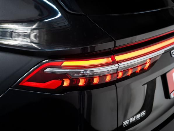 Geely Monjaro I с пробегом 2022 года, цена 2 490 000 рублей, 82030 км, внедорожник, Автокод Объявления