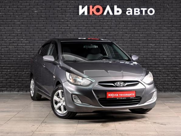 Hyundai Solaris I с пробегом 2013 года, цена 740 000 рублей, 219207 км, седан, Автокод Объявления