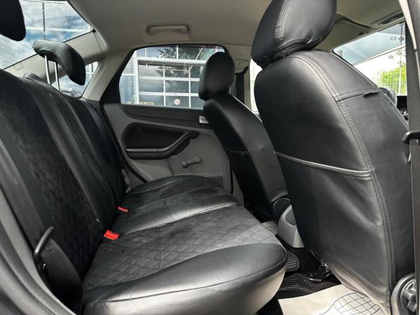 Ford Focus II Рестайлинг с пробегом 2010 года, цена 600 000 рублей, 180797 км, седан, Автокод Объявления