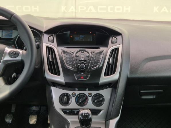 Ford Focus III с пробегом 2013 года, цена 670 000 рублей, 147143 км, седан, Автокод Объявления