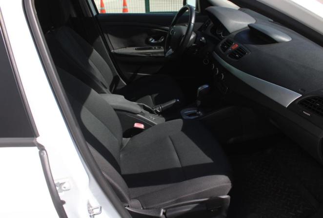 Renault Megane III с пробегом 2011 года, цена 960 000 рублей, 124605 км, хэтчбек, Автокод Объявления
