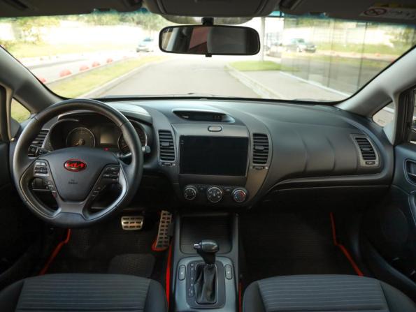 Kia Cerato III с пробегом 2015 года, цена 1 249 000 рублей, 139500 км, седан, Автокод Объявления