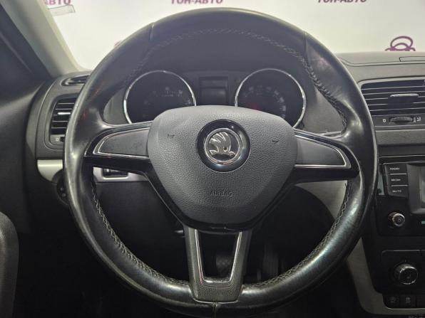 Skoda Yeti I Рестайлинг с пробегом 2016 года, цена 1 044 000 рублей, 112000 км, внедорожник, Автокод Объявления