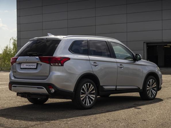 Mitsubishi Outlander III Рестайлинг 3 с пробегом 2019 года, цена 2 279 000 рублей, 77200 км, внедорожник, Автокод Объявления