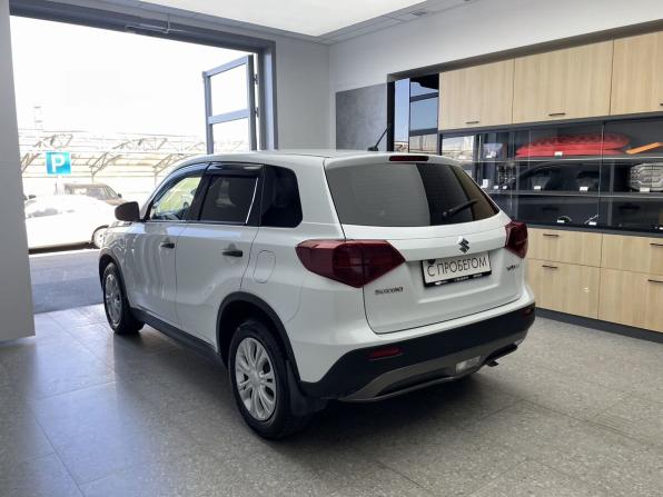 Suzuki Vitara II Рестайлинг с пробегом 2020 года, цена 1 830 000 рублей, 70500 км, внедорожник, Автокод Объявления