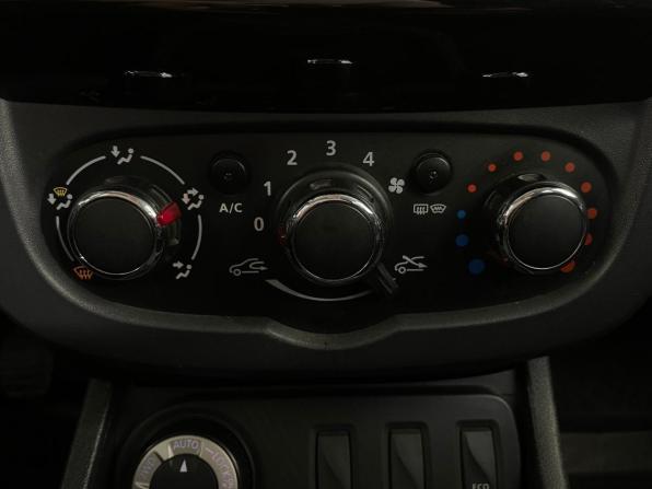 Renault Duster I Рестайлинг с пробегом 2016 года, цена 1 099 000 рублей, 199935 км, внедорожник, Автокод Объявления