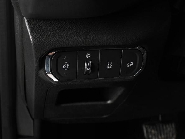Haval Jolion I Рестайлинг с пробегом 2023 года, цена 1 859 000 рублей, 54321 км, внедорожник, Автокод Объявления