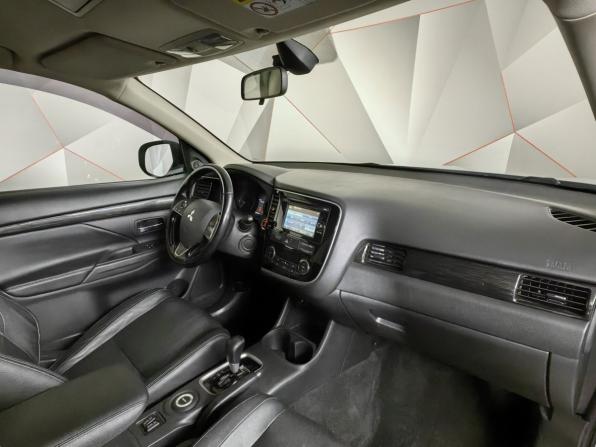 Mitsubishi Outlander III Рестайлинг 2 с пробегом 2016 года, цена 1 839 000 рублей, 152783 км, внедорожник, Автокод Объявления