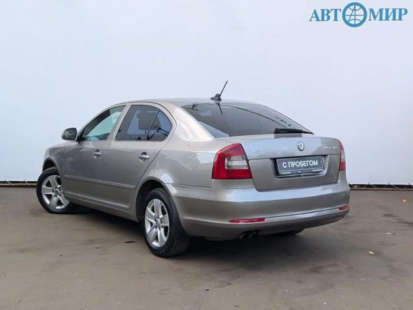 Skoda Octavia II (A5) Рестайлинг с пробегом 2012 года, цена 695 000 рублей, 328761 км, лифтбек, Автокод Объявления