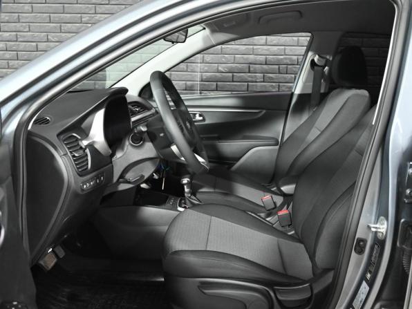 Kia Rio IV Рестайлинг с пробегом 2020 года, цена 1 700 000 рублей, 27883 км, седан, Автокод Объявления