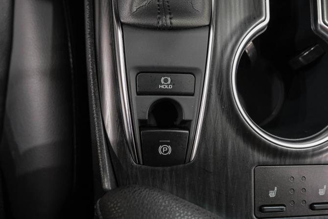 Toyota Camry VIII (XV70) Рестайлинг с пробегом 2021 года, цена 3 149 000 рублей, 65464 км, седан, Автокод Объявления