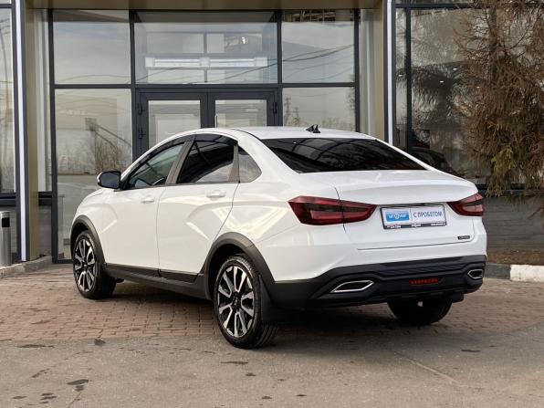 Lada (ВАЗ) Vesta I Рестайлинг (NG) с пробегом 2024 года, цена 1 319 000 рублей, 52000 км, седан, Автокод Объявления