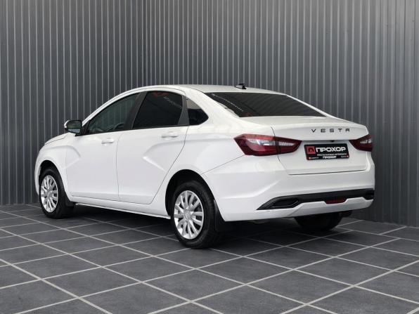 Lada (ВАЗ) Vesta I Рестайлинг (NG) с пробегом 2024 года, цена 1 147 000 рублей, 40023 км, седан, Автокод Объявления