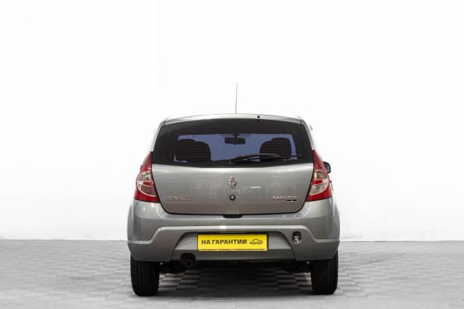 Renault Sandero I с пробегом 2010 года, цена 569 000 рублей, 121000 км, хэтчбек, Автокод Объявления