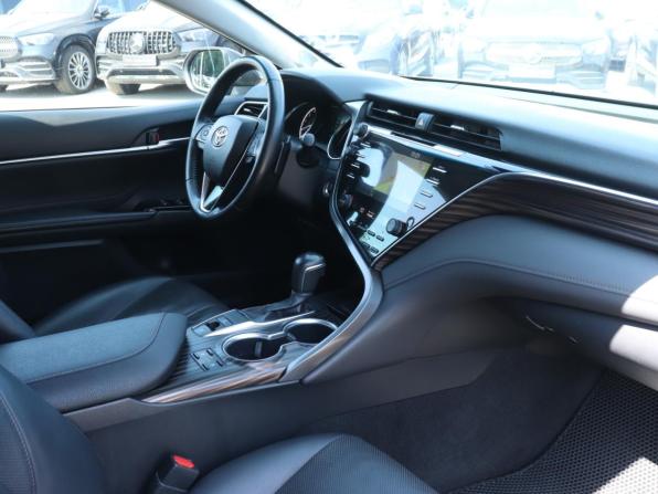 Toyota Camry VIII (XV70) с пробегом 2018 года, цена 2 710 000 рублей, 160263 км, седан, Автокод Объявления