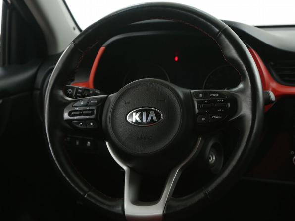 Kia Rio IV Рестайлинг с пробегом 2021 года, цена 1 724 000 рублей, 43000 км, хэтчбек, Автокод Объявления