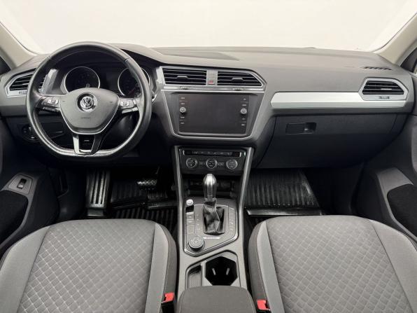 Volkswagen Tiguan II с пробегом 2018 года, цена 2 300 000 рублей, 134000 км, внедорожник, Автокод Объявления