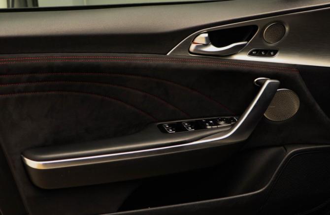 Kia Stinger I Рестайлинг с пробегом 2021 года, цена 3 175 000 рублей, 85961 км, лифтбек, Автокод Объявления