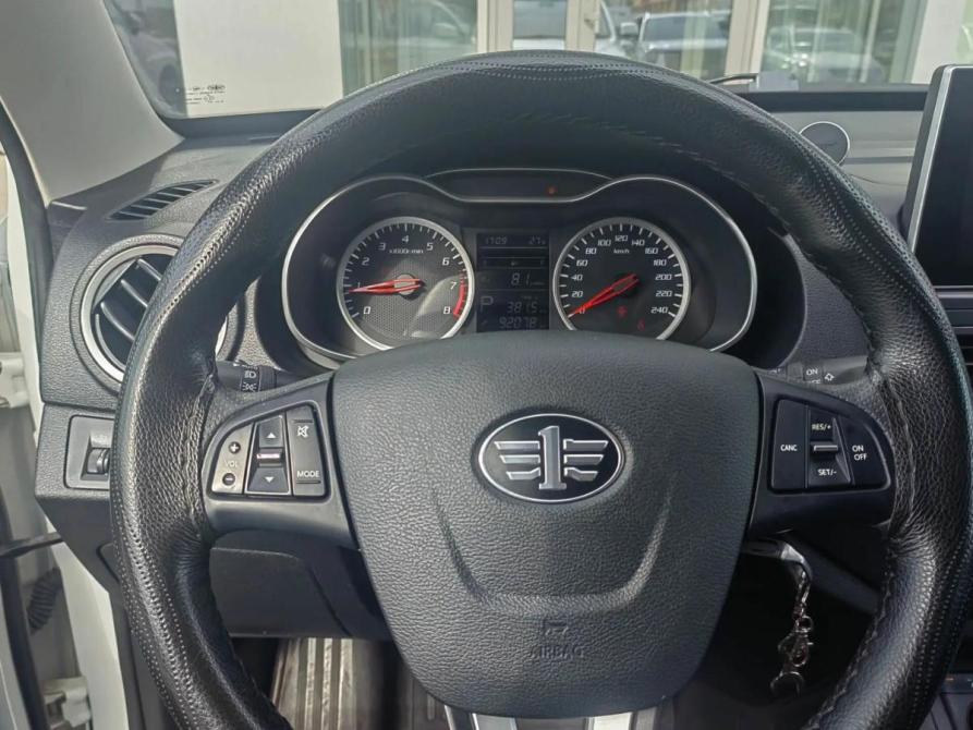 FAW Besturn X40 I Оренбург  - изображение 10